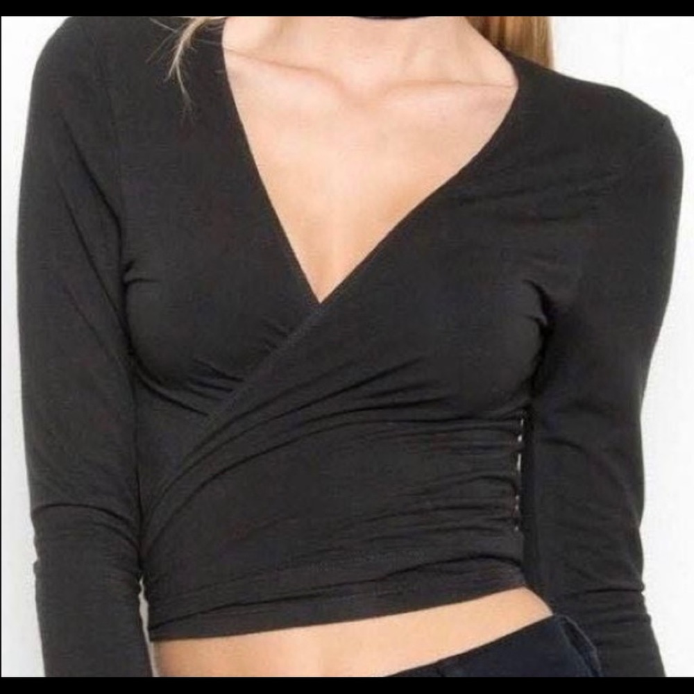 Brandy Melville Women’s Wrap Long Sleeve Top